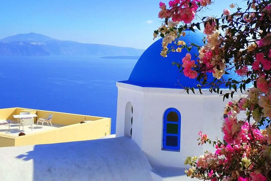 Santorini: Must-See Highlights Private Sightseeing Tour - Oia: famous, beautiful, and busy