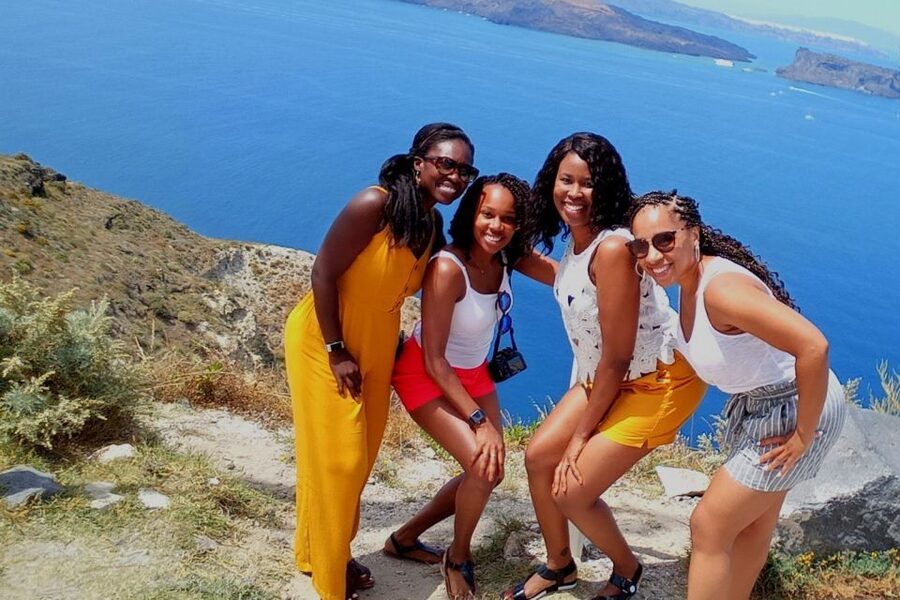 Santorini: Must-See Highlights Private Sightseeing Tour - Winery, bakery, or more time in town