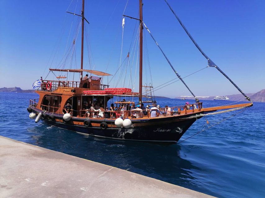 Santorini: Mythical Day Trip to Akrotiri with Volcano Cruise - Palea Kameni and the hot springs