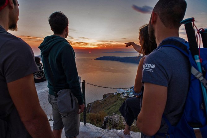 Santorini : Night Hike, Wine Tasting and Dinner - Why a night hike changes the Fira to Oia trail