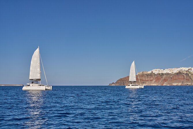 Santorini Oia: Caldera Luxury Day Cruise with BBQ & Drinks - Why the 16-person limit matters