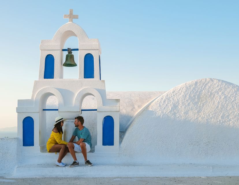 Santorini: Oia Village Professional Photo Shoot - Following the photographer through Oia