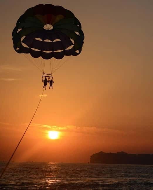 Santorini: Parasailing ExperiencePerissa,Perivolos,St.George - What to bring to the beach