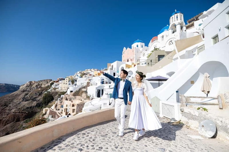 Santorini: Photo Tour With Professional Photographer - What you receive after the session