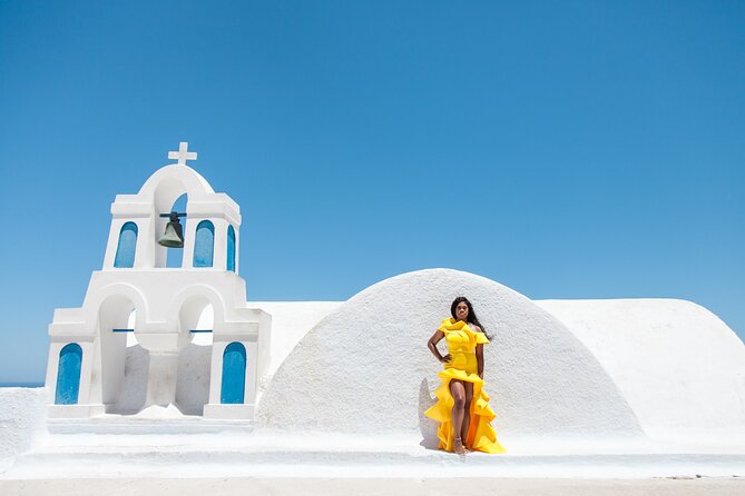 Santorini Photoshoot Oia - The photographer makes or breaks the result