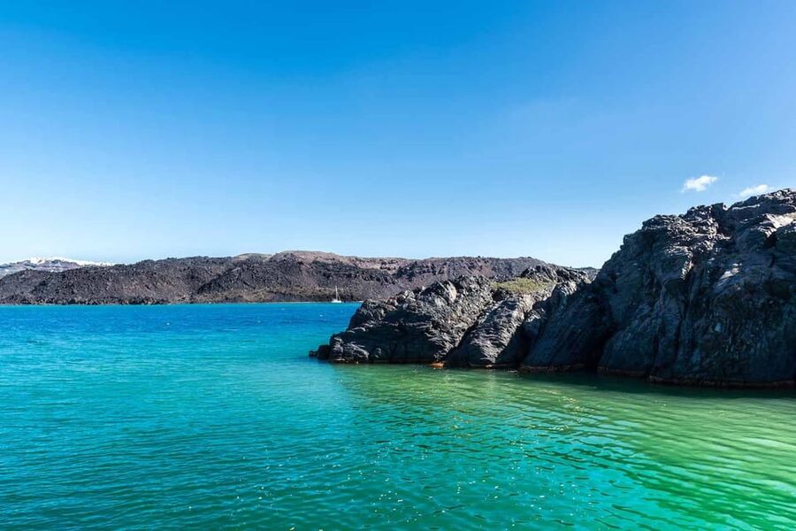 Santorini Port: 3 Hour Cruise to Volcano and Hot Springs - Why this short Santorini cruise is worth considering