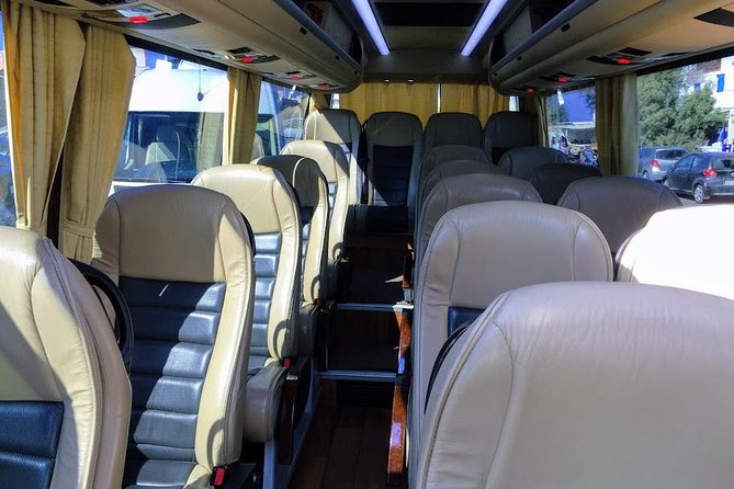 Santorini Port Transport & Transfer Services - Why a pre-booked Santorini transfer helps