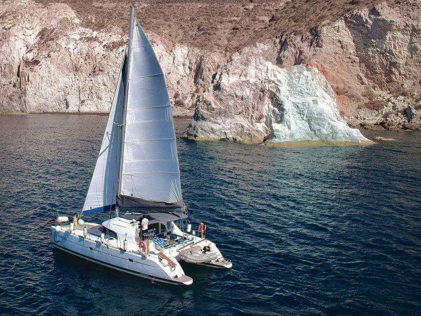 Santorini: Private All-In Catamaran Cruise, with Food|Drinks - Forty minutes along the volcanic caldera