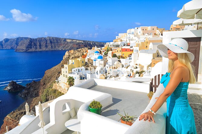 Santorini Private Custom Tour 6 - Hours - Megalochori and Emporio for old Santorini