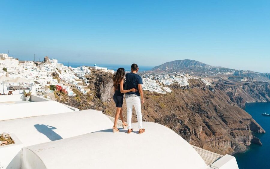 Santorini: Private Customizable Car Tour with a Local Guide - Why a Private Car Makes Sense on Santorini