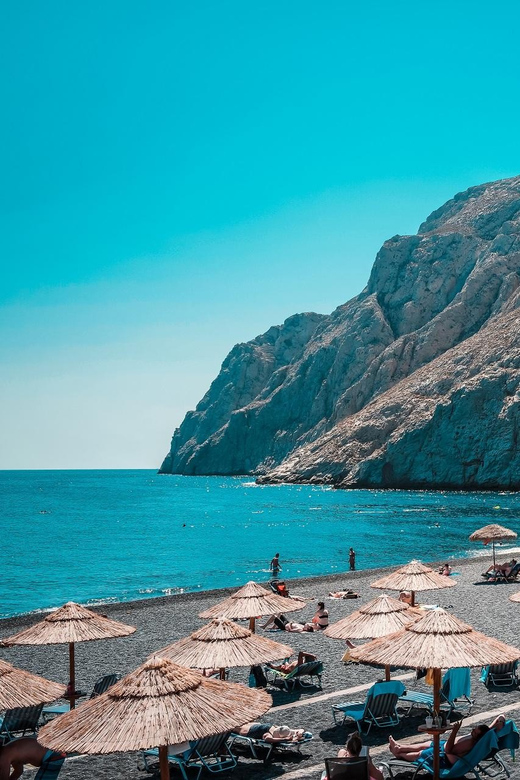 Santorini: Private Customizable Tour with Flexible Lenghts - Pyrgos and Oia, two very different village stops