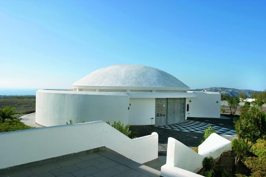 Santorini Private Daytime Wine Tour with Certified Sommelier - Hatzidakis and organic vineyard work