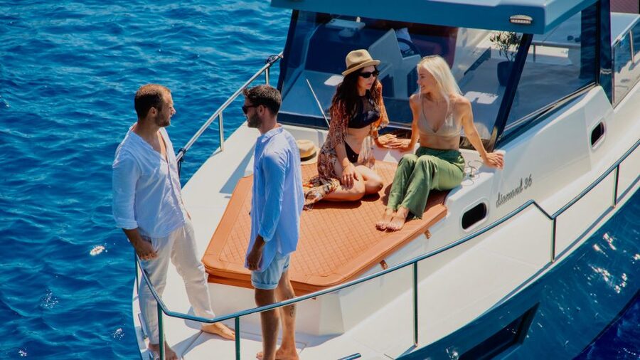 Santorini: Private Diamond 36 Motor Yacht Caldera Cruise - White Beach, Red Beach, and the southern coast