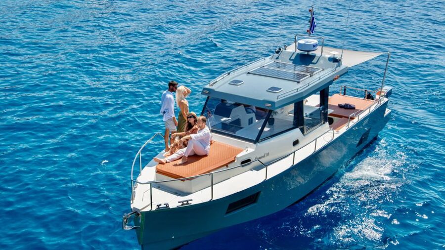 Santorini: Private Diamond 36 Motor Yacht Caldera Cruise - From hotel pickup to Ammoudi Bay