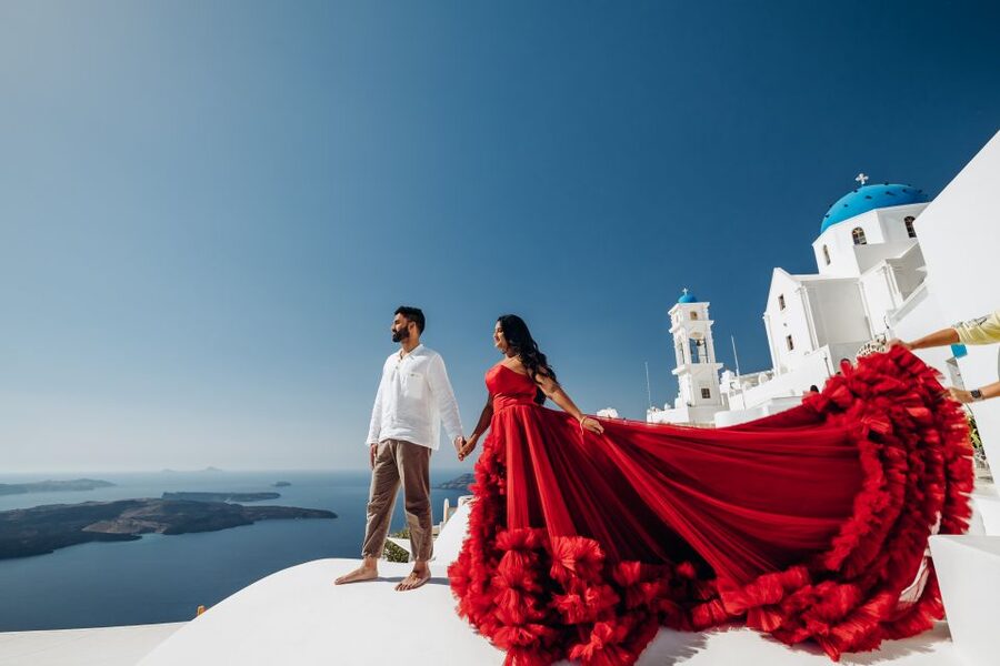 Santorini: Private Flying Dress Photoshoot Experience - Choosing a dress from more than 60 styles