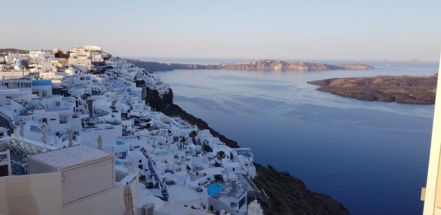 Santorini: Private Group Sightseeing Tour - A fast way to see Santorini’s many faces
