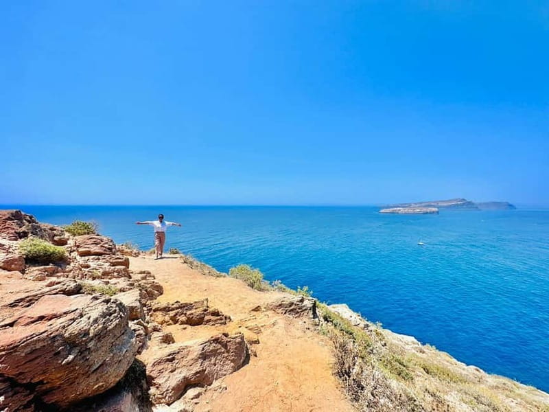 Santorini: Private Guided Sightseeing Day Tour - The Akrotiri Lighthouse viewpoint