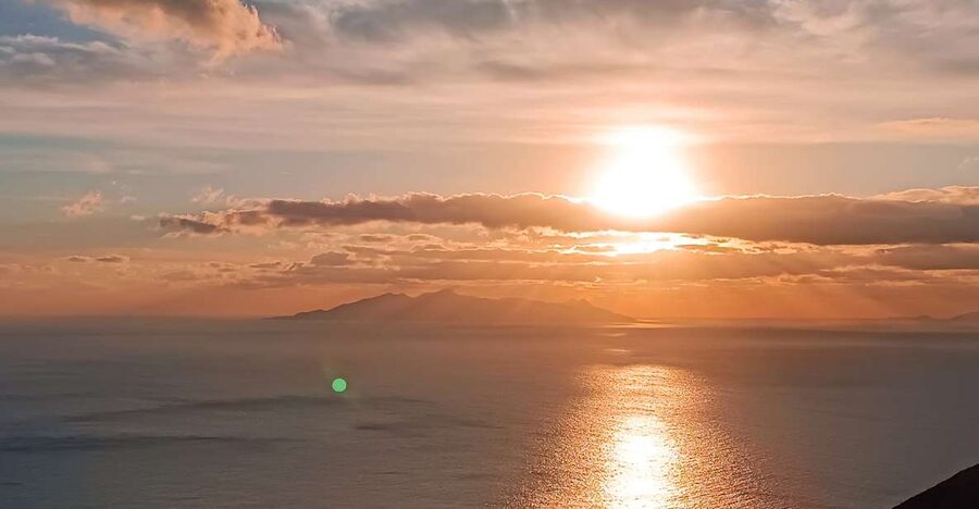 Santorini: Private Guided Sunrise Tour with a Sunrise View - Key points to know before booking