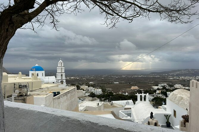 Santorini Private Highlights Tour - Pyrgos and Santorini’s hillside villages