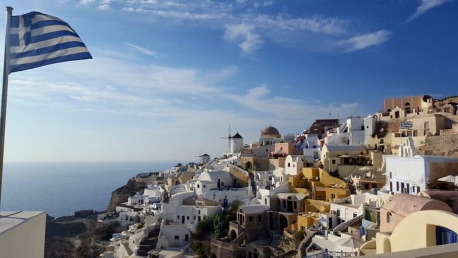 Santorini: Private Instagram Tour - Firostefani and the Three Bells of Fira