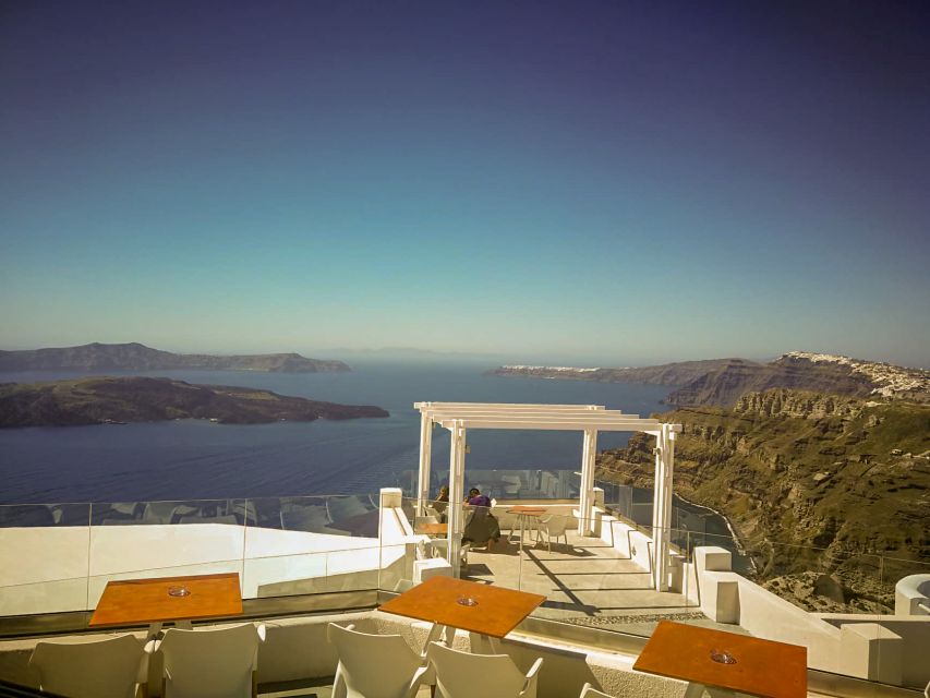Santorini: Private Instagram Tour - Santo Winery and the final glass