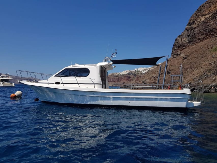 Santorini: Private Motorboat Cruise and Volcano Hike - Should you book this Santorini cruise?
