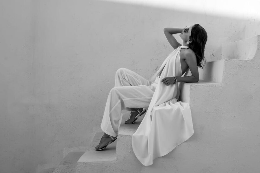 Santorini: Private Photo Shoot with a Professional … - Timing: why an early Oia booking makes sense