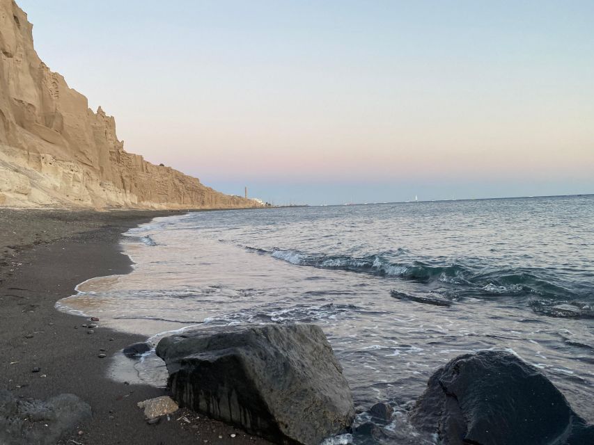 Santorini: Private Photography Tour - The southern lighthouse and Aegean views