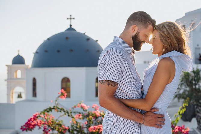 Santorini - Private Photoshoot with a Top Local Photographer - What the photographer can and cannot fix