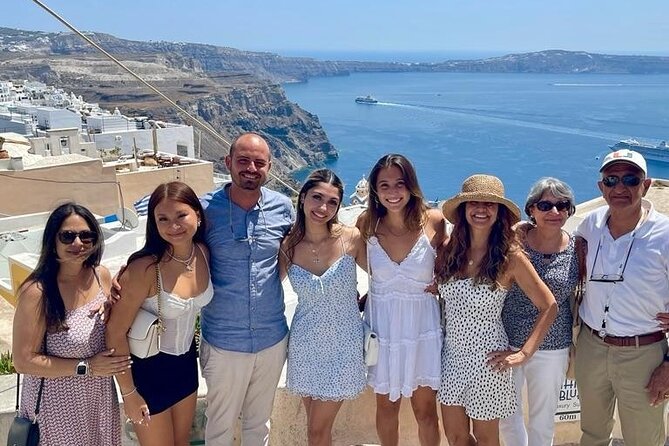 Santorini Private Roundtrip Transfer from/to Airport,Port & Hotel - Booking details that deserve attention
