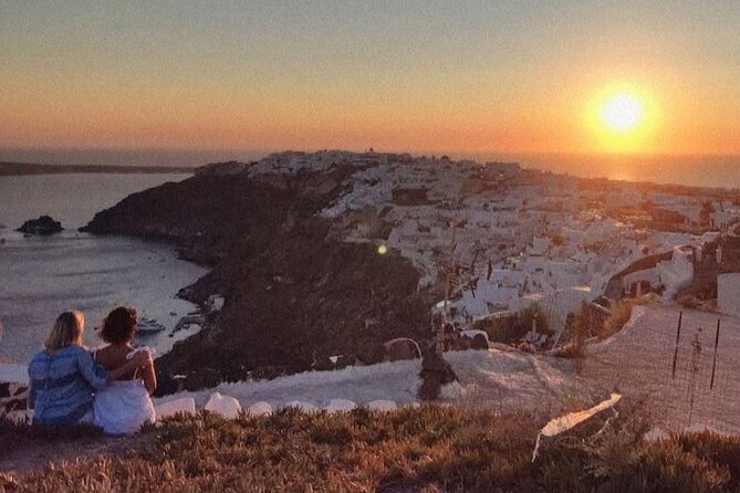 Santorini Private Roundtrip Transfer from/to Airport,Port & Hotel - Meeting your driver at the airport or ferry port