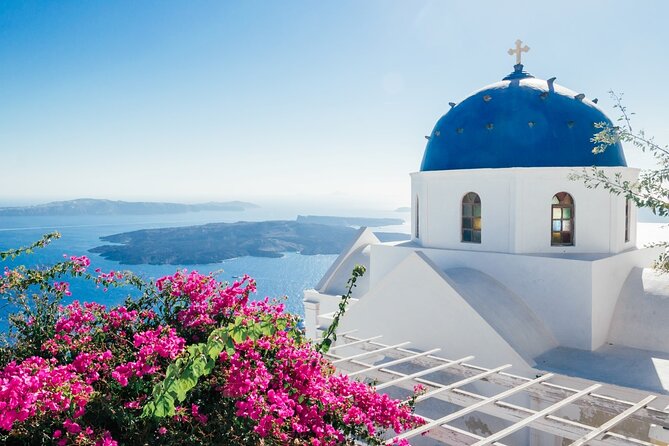 Santorini Private Sightseeing Guided Tour - The Akrotiri lighthouse offers a quieter photo stop