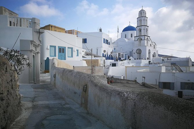 Santorini Private Sunrise Tour - What the private vehicle adds