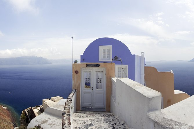 Santorini Private Tour 5hours Wine and local product tasting - Pyrgos: five minutes of traditional village atmosphere