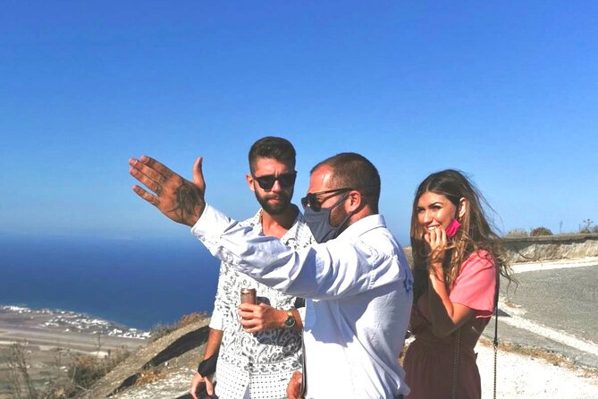 Santorini Private Tour 5hours Wine and local product tasting - Oia: 45 minutes among blue domes and caldera views