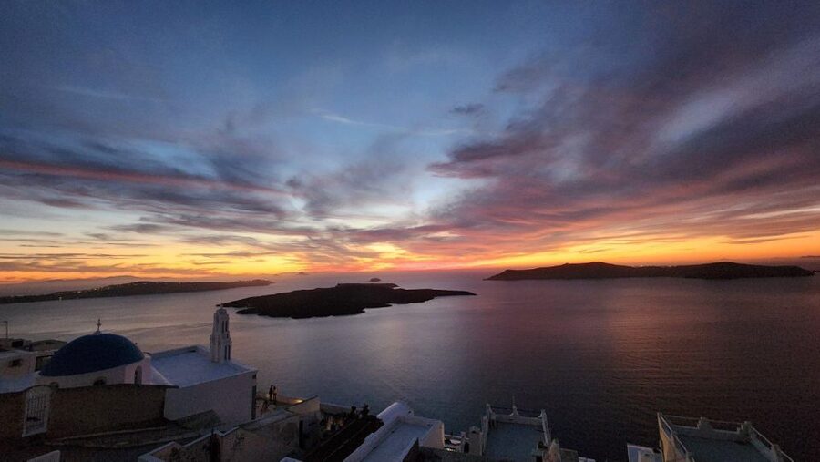 Santorini: Private Tour by Local Guide - Why a private Santorini tour can make sense