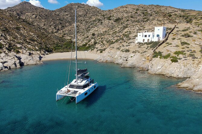 Santorini Private Tour Half-Day Sailing Platinum Catamaran Cruise - Starting at Vlichada and arranging transport
