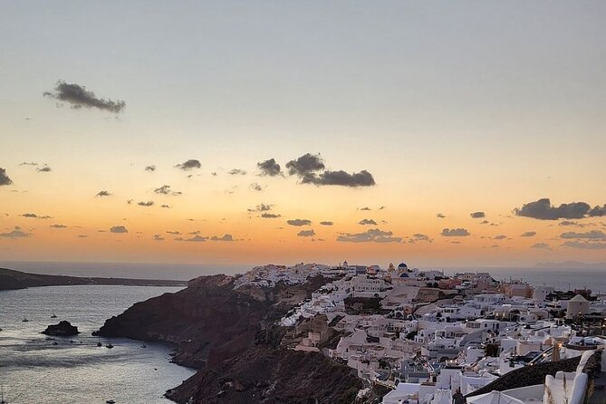 Santorini Private Tour Highlights 6h for Groups and Families - Red Beach adds Santorini’s boldest natural color