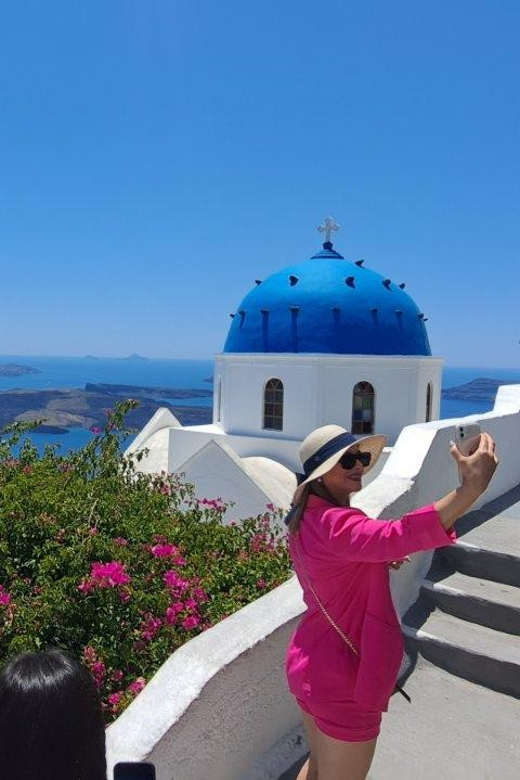Santorini: Private Tour in Spanish with Local Guide - Why this private Santorini route works