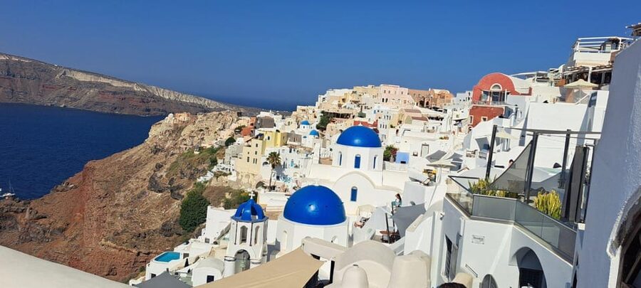 Santorini: Private Tour in Spanish with Local Guide - Perivolos and the Black Sand Beach