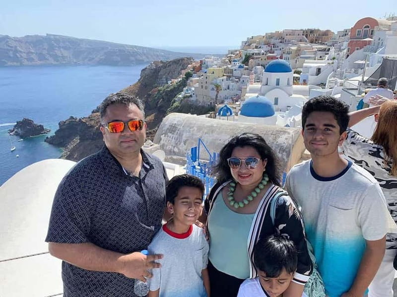 Santorini Private Tour: Must-See Highlights & Hidden-Gems - Pickup details that matter