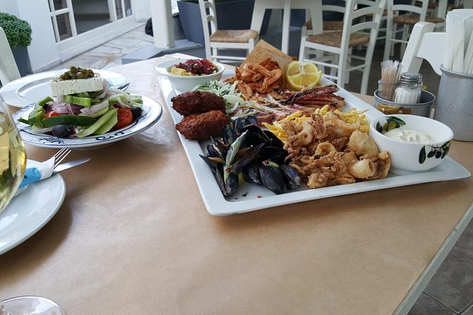 Santorini Private Tour With Food Experience - Why this private Santorini tour works well