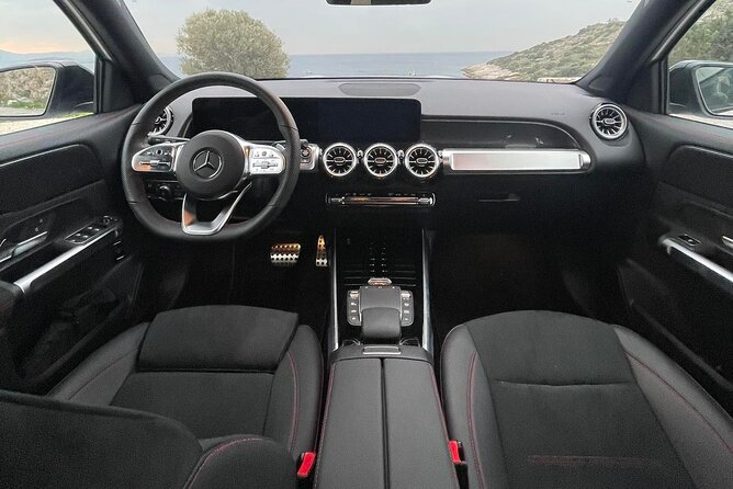 Santorini: Private Transfer from Airport/Port - Meeting your driver at the airport