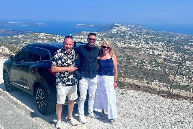 Santorini Private Transfer From or To the Ferry Port - The drivers and the small comforts