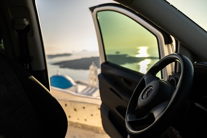 Santorini: Private Transfers To / From the Airport (JTR) - Price and what the $24.30 gets you