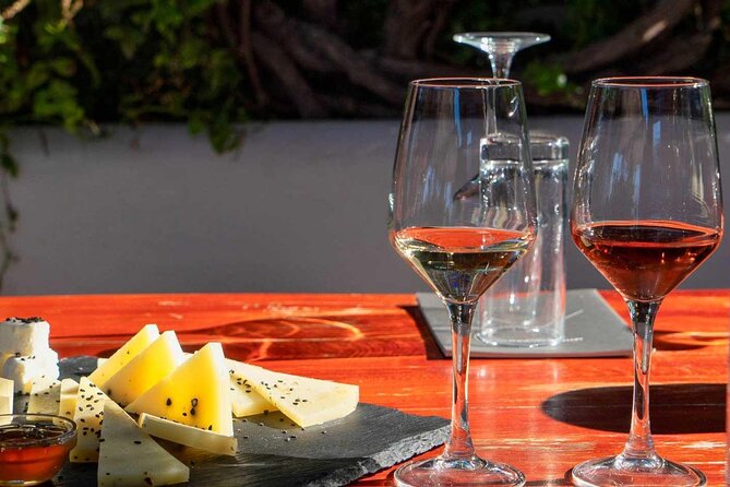 Santorini Private Wine Tasting Experience with private sommelier - Why Santorini wine deserves a half-day