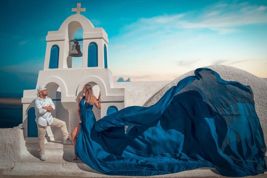 Santorini: Proposal Photoshoot l Private Entry to blue Dome - Key points to know before booking