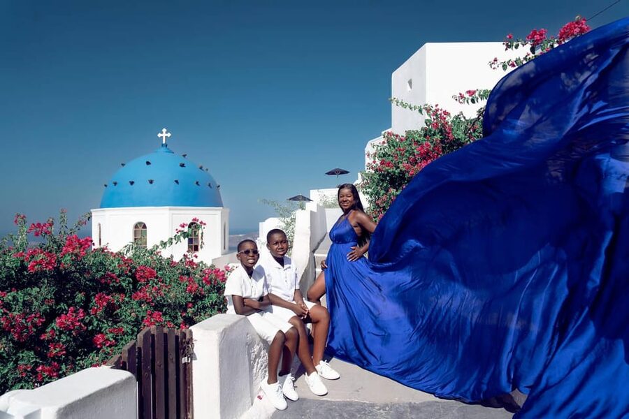 Santorini: Proposal Photoshoot l Private Entry to blue Dome - What the photographer adds to the moment
