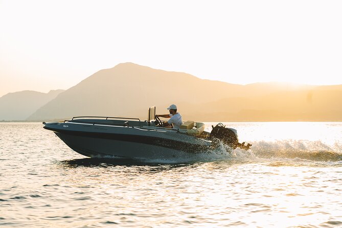 Santorini Rent a Boat - License free private cruise - Choosing the five-hour daytime or sunset departure