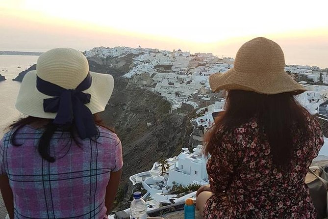 Santorini Round Tour - Red Beach for photographs
